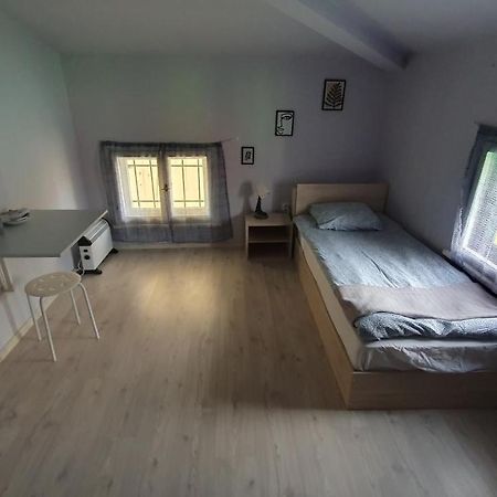 Ferienwohnung Стаи За Гости Sun House Warna Exterior foto