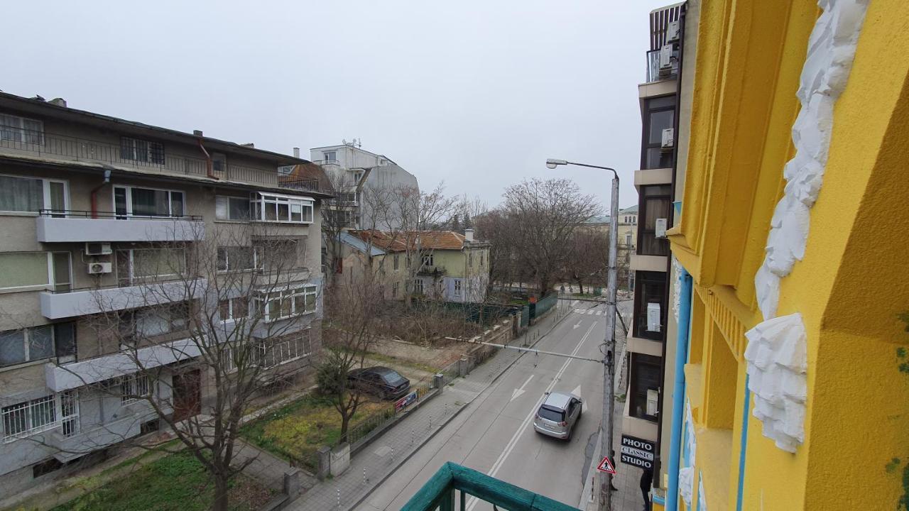 Ferienwohnung Стаи За Гости Sun House Warna Exterior foto